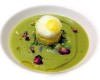 Crema di piselli di Lumignano con sformato di asparagi di Marola e uovo di quaglia